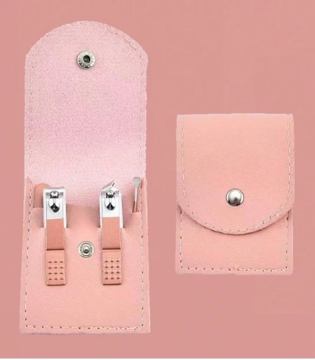 Monederos con herramientas para manicura