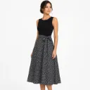 Vestido Negro con Falda de Lunares Blancos Midi Acampanado para Embarazadas