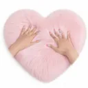 Alfombra esponjosa en forma de corazón rosa para fotografía de uñas.