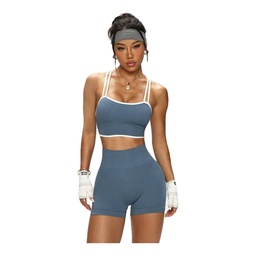 Conjunto deportivo de mujer: sujetador y shorts