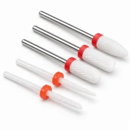 Set de 5 brocas de cerámica para taladro de uñas sin base.